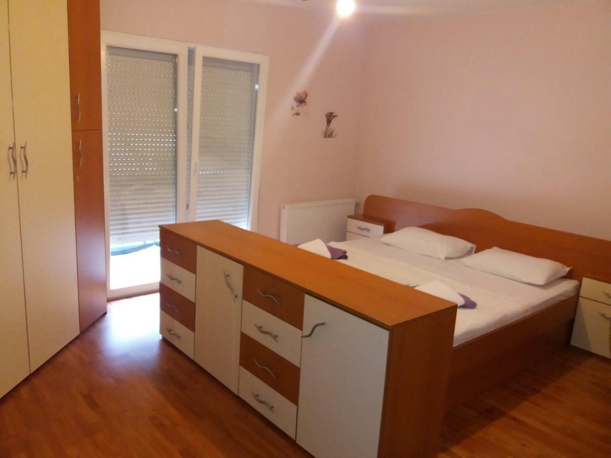 Lanelu Apartman روغوزنيكا المظهر الخارجي الصورة